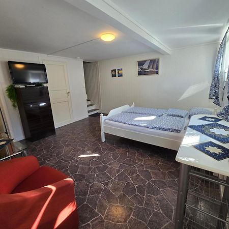 Hybel Til Leie Apartment Tvedestrand Ngoại thất bức ảnh