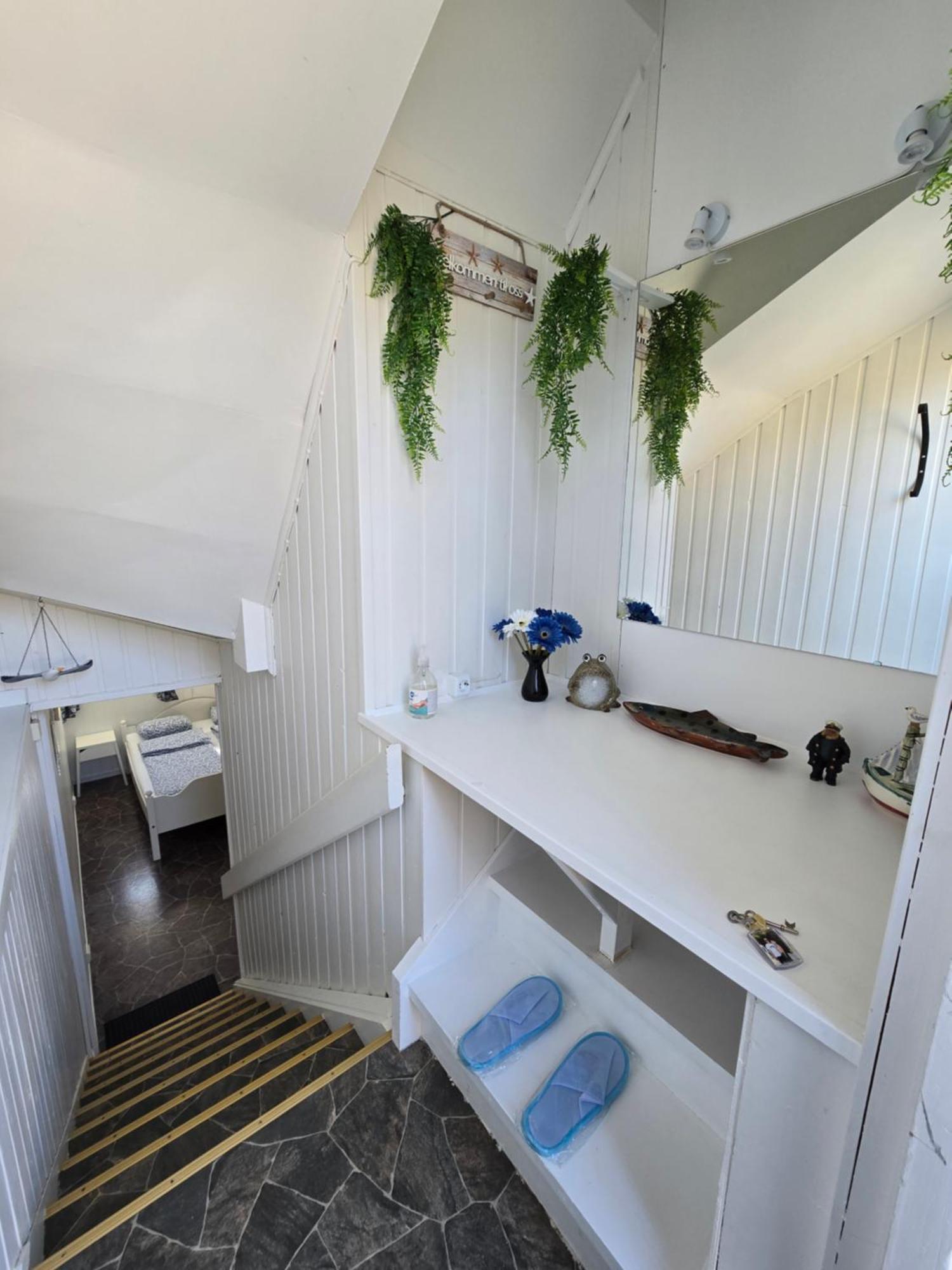 Hybel Til Leie Apartment Tvedestrand Ngoại thất bức ảnh
